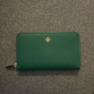 Tory Burch wallet